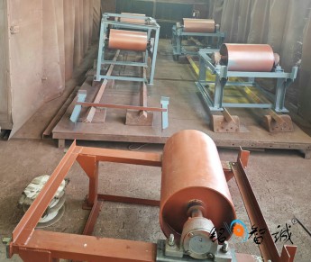 皮帶輸送機(jī)驅(qū)動總成噴涂